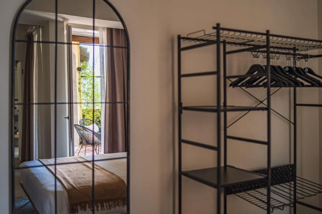 Gaby Lake Suites Como Gasthof