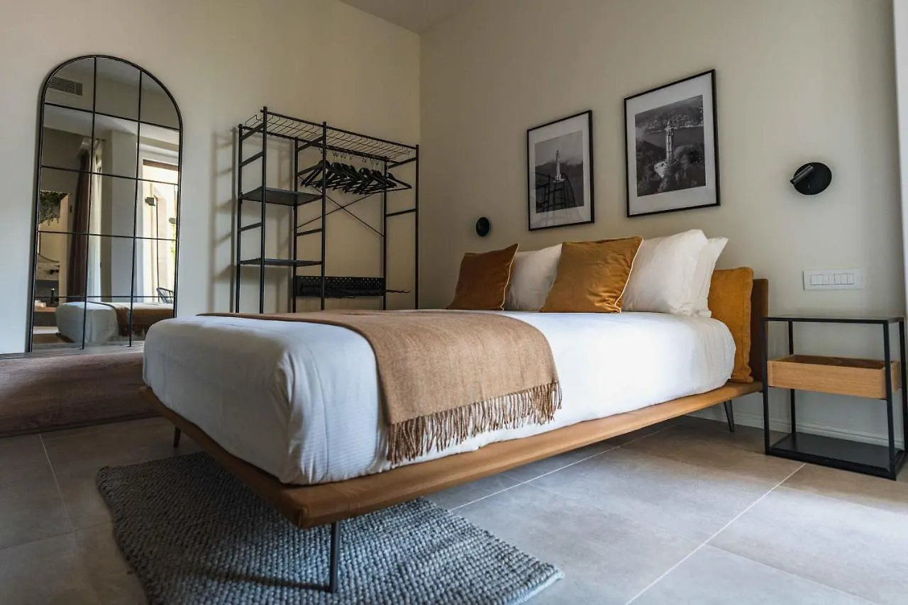 Gaby Lake Suites Como 0*,  Italien